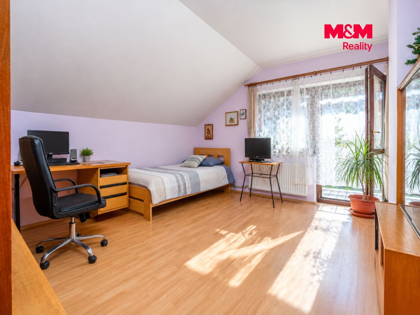 Pokoj v patře