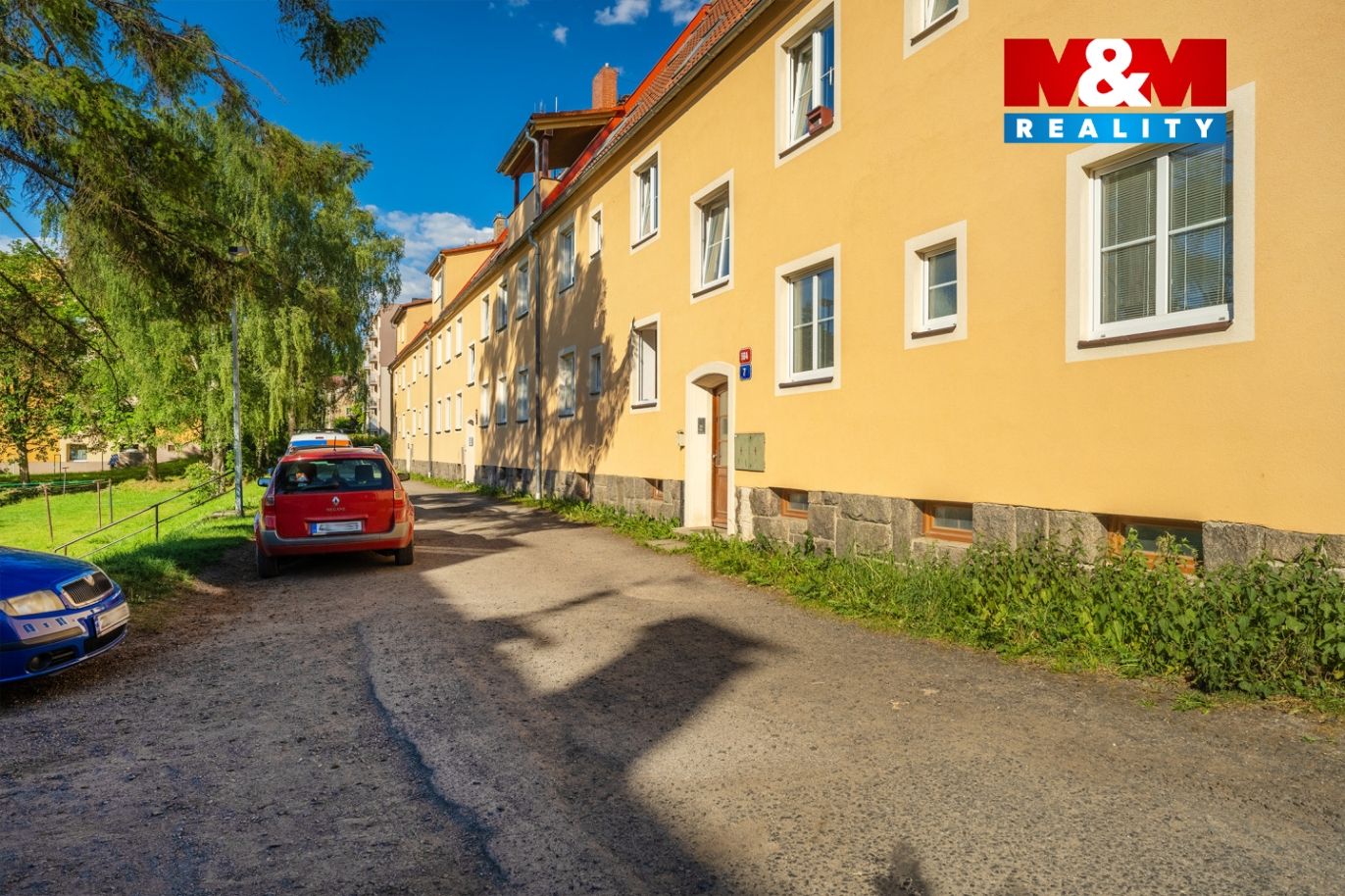 Dům