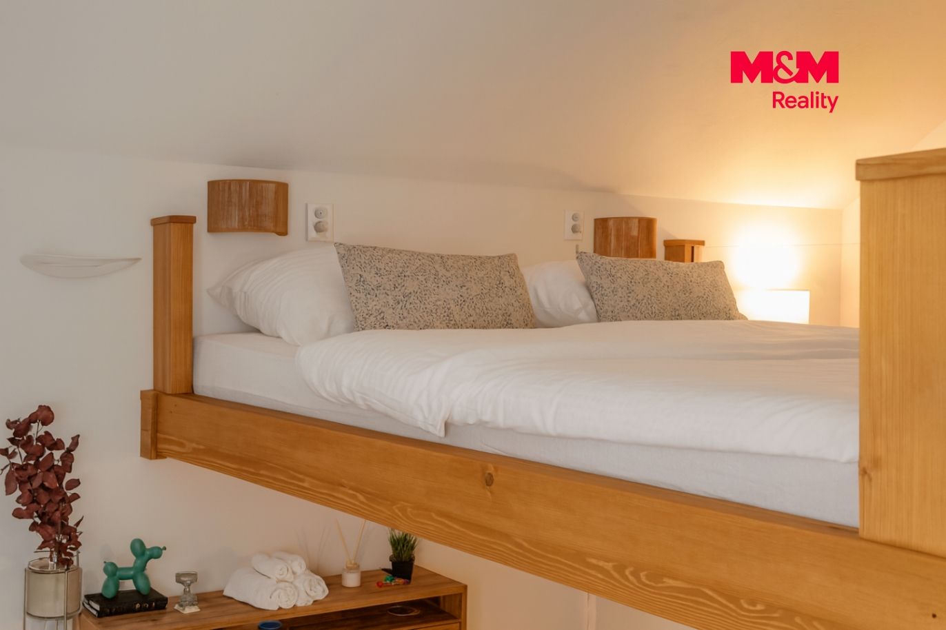 Pronájem bytu 1+kk, 34 m², Praha, ul. Polská