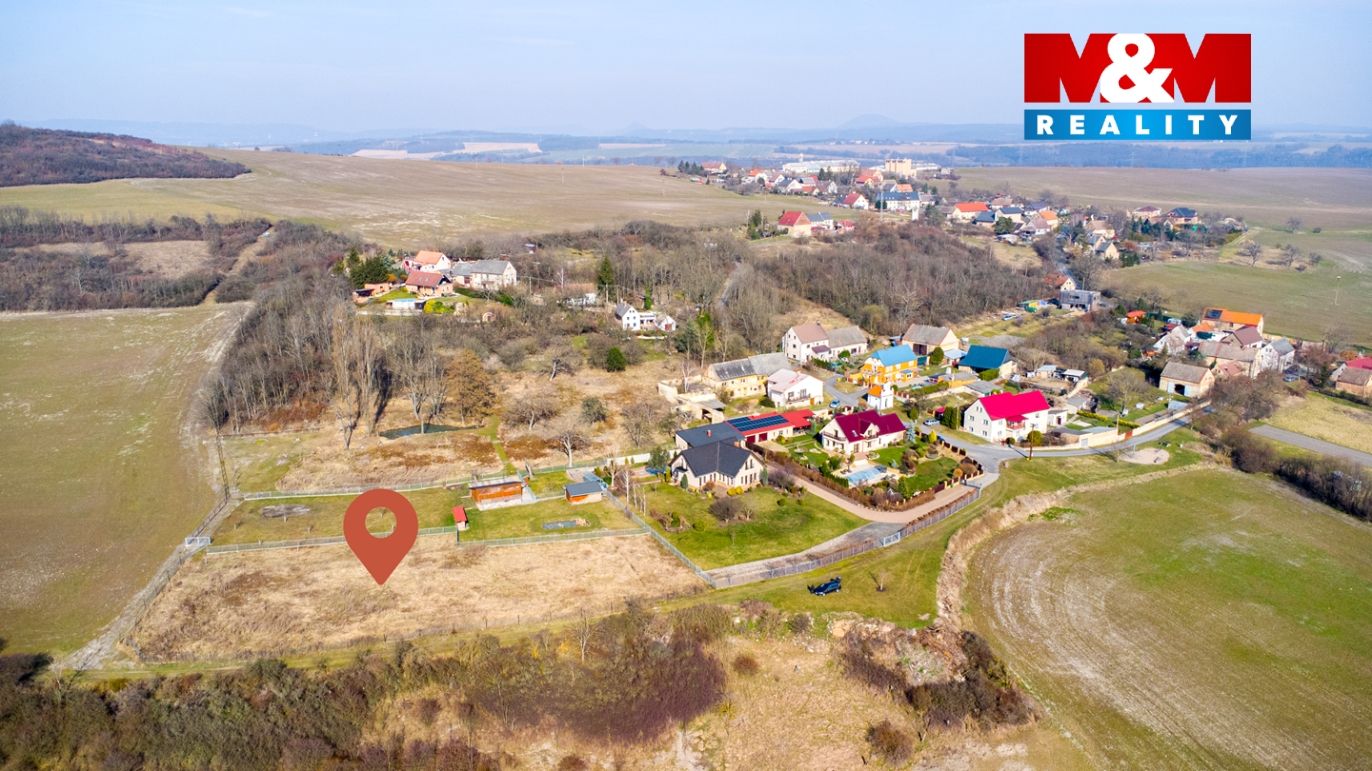 pohled na pozemek