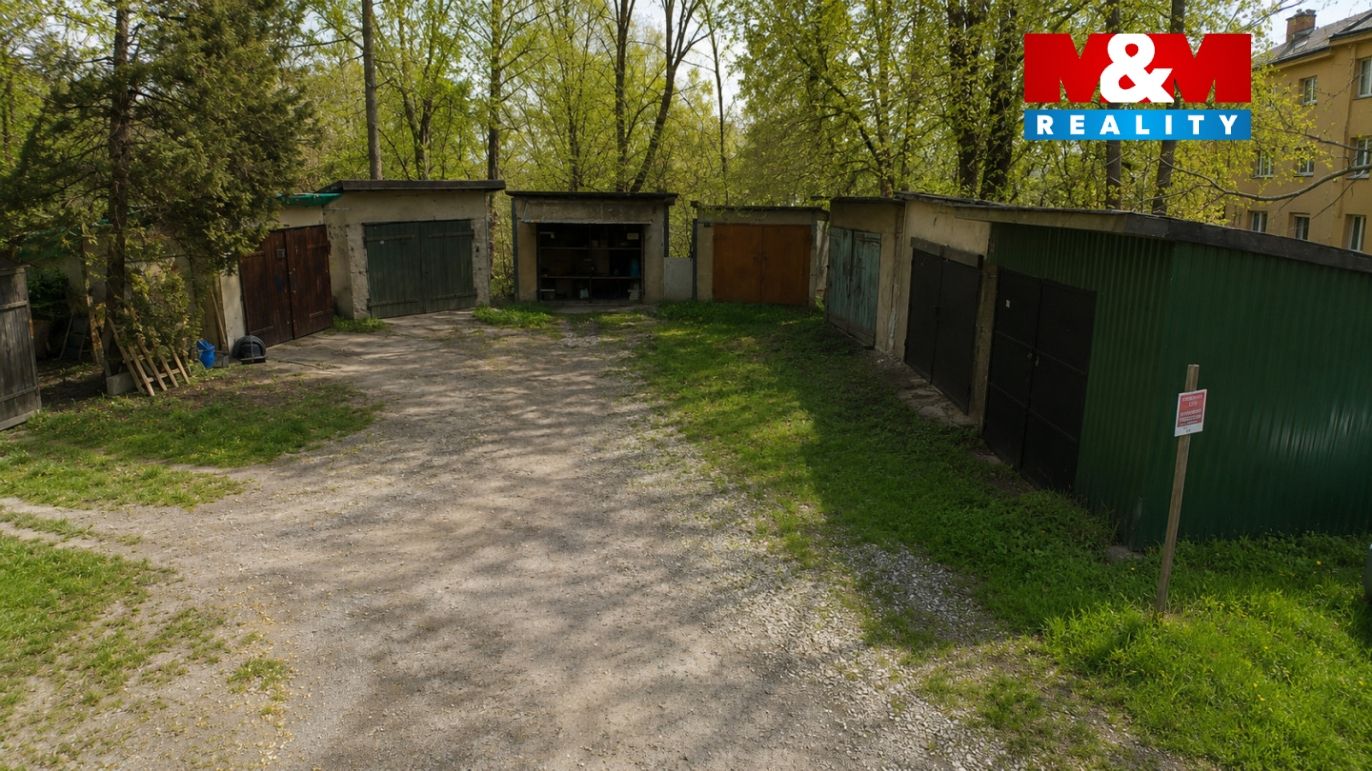 pozemek-garaze-52-1-ostrava-michalkovice-5.jpg