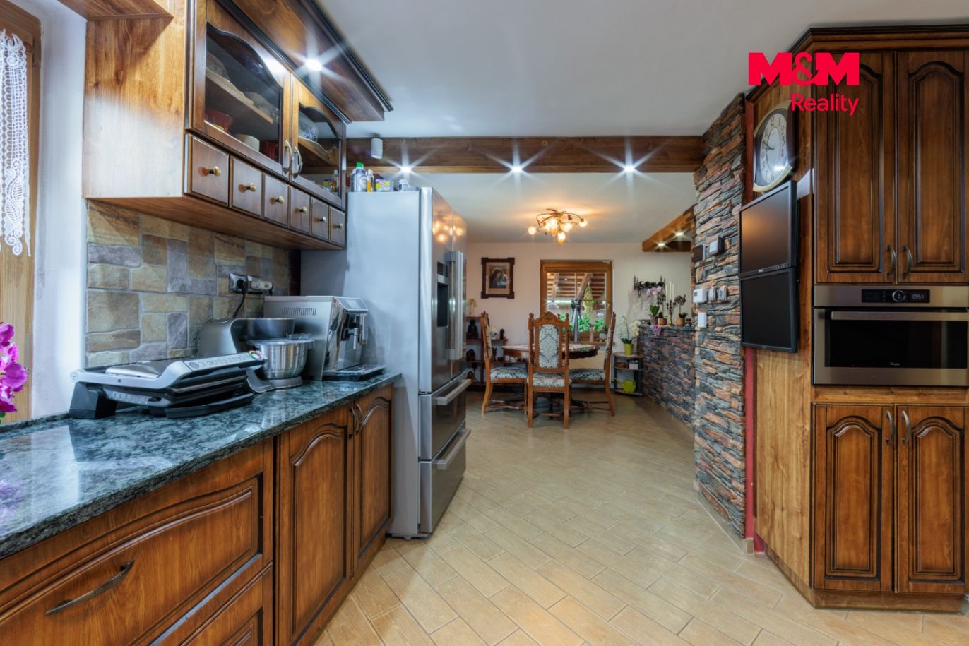 6U1A8560-HDR.jpg