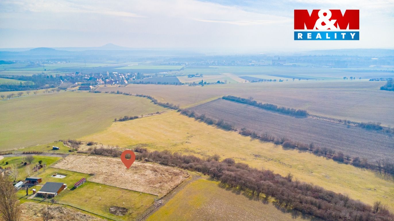 pohled na pozemek