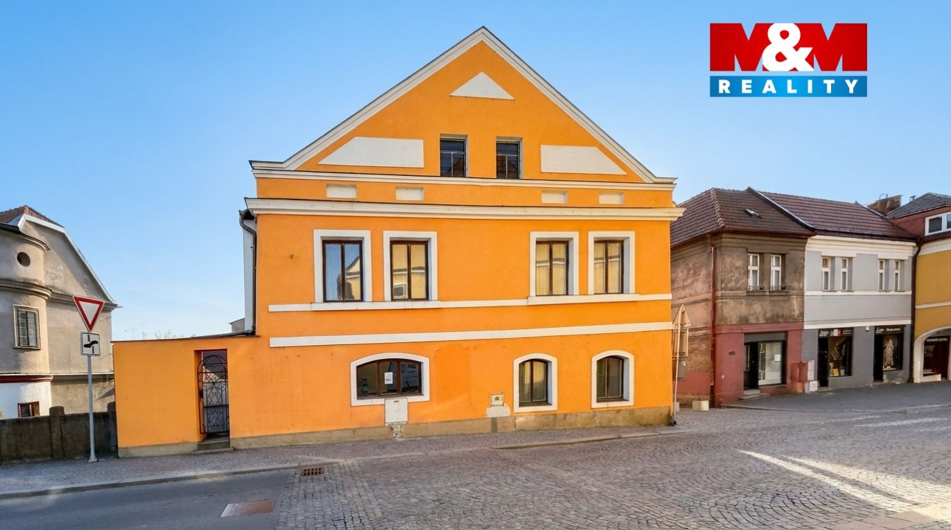 Real_estate_photo_enhancement_202605062252.jpeg