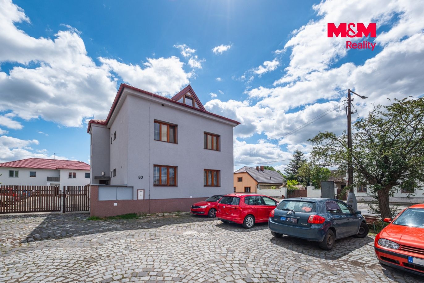 Dům
