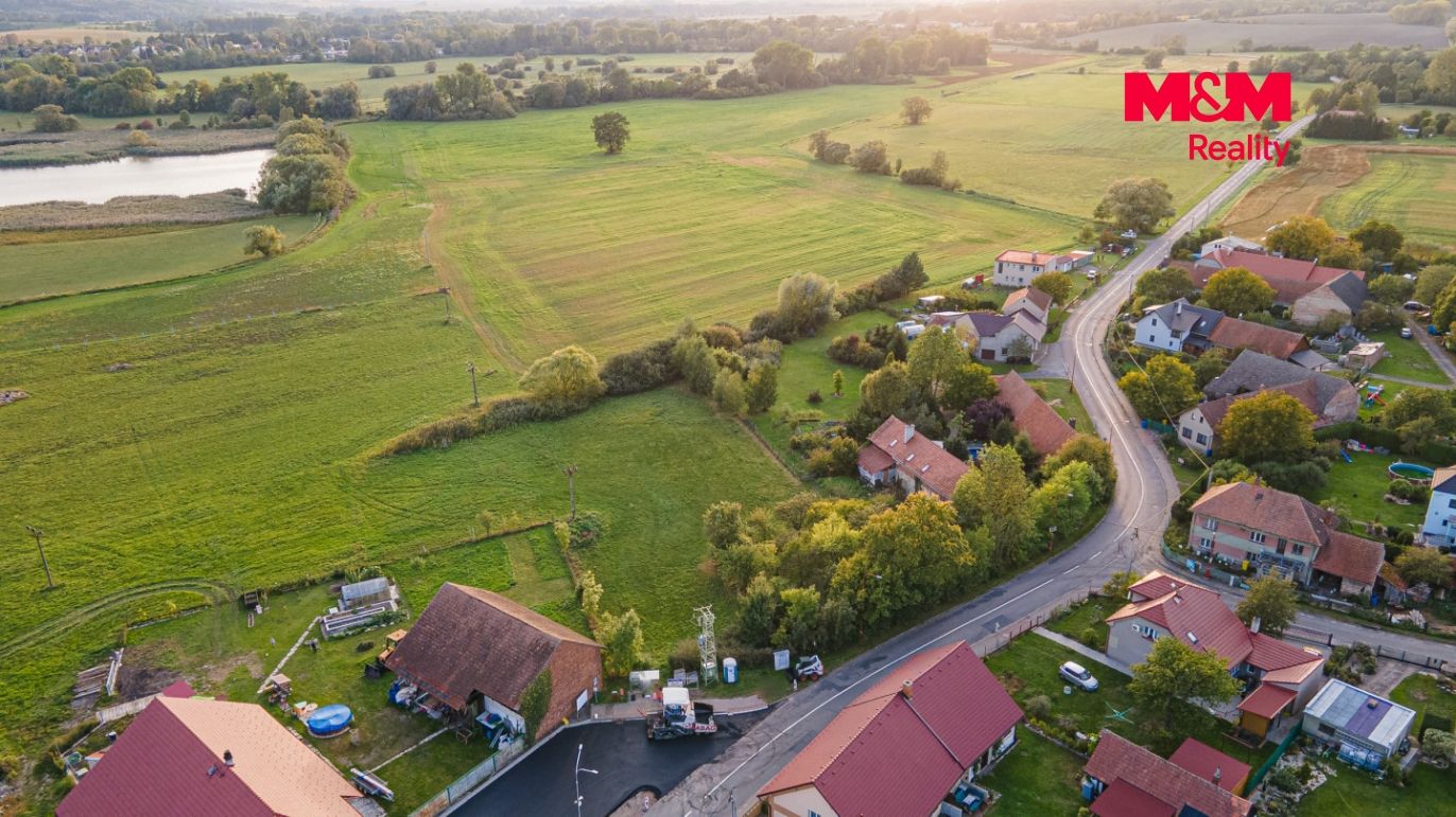 Pozemek Rzy-13.jpg