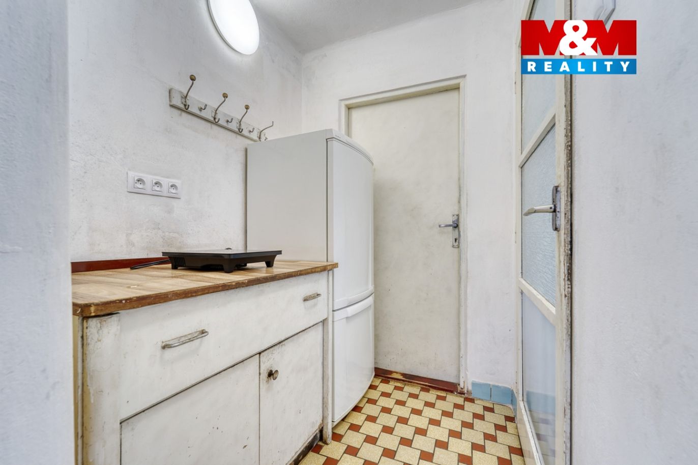 kitchen_upscaled_x4.jpg