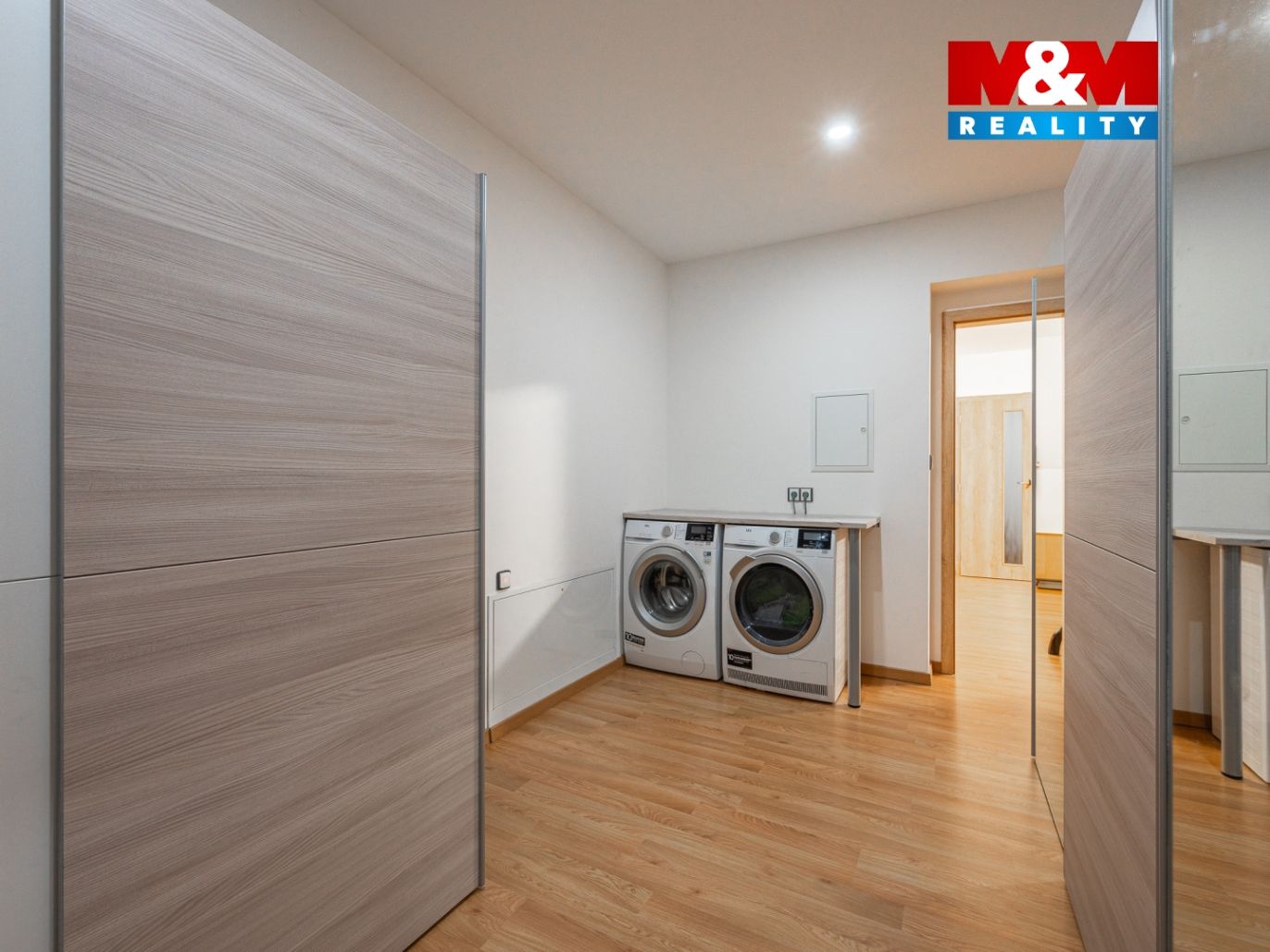 Prodej rodinného domu, 450 m², Neustupov