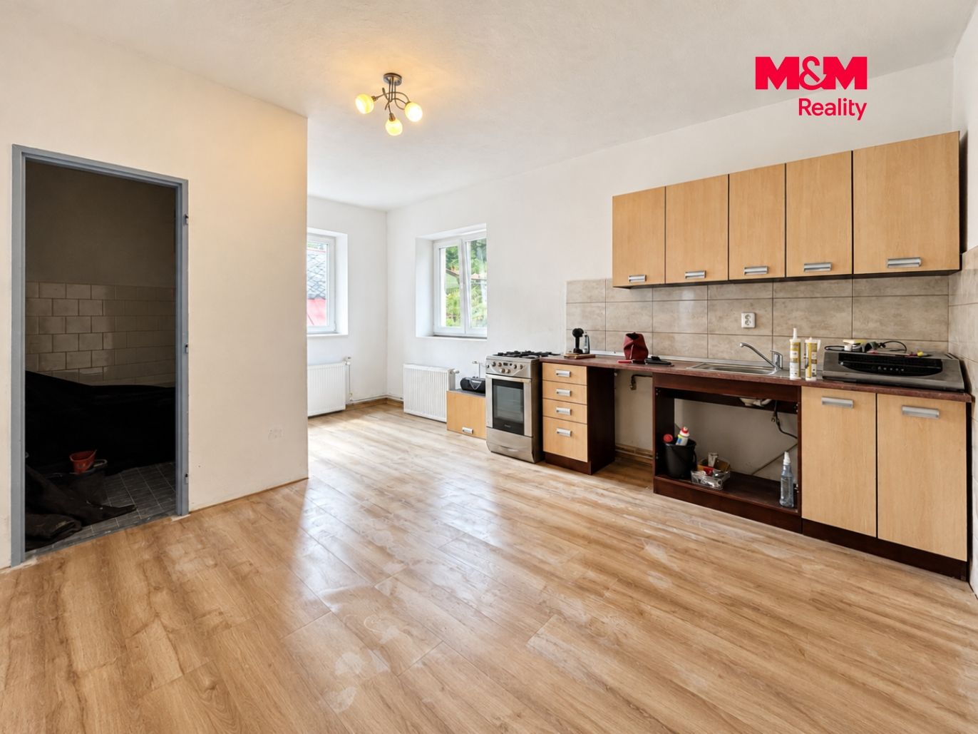 71EE7515-0C16-4B6A-83B6-2736841EAA25.png