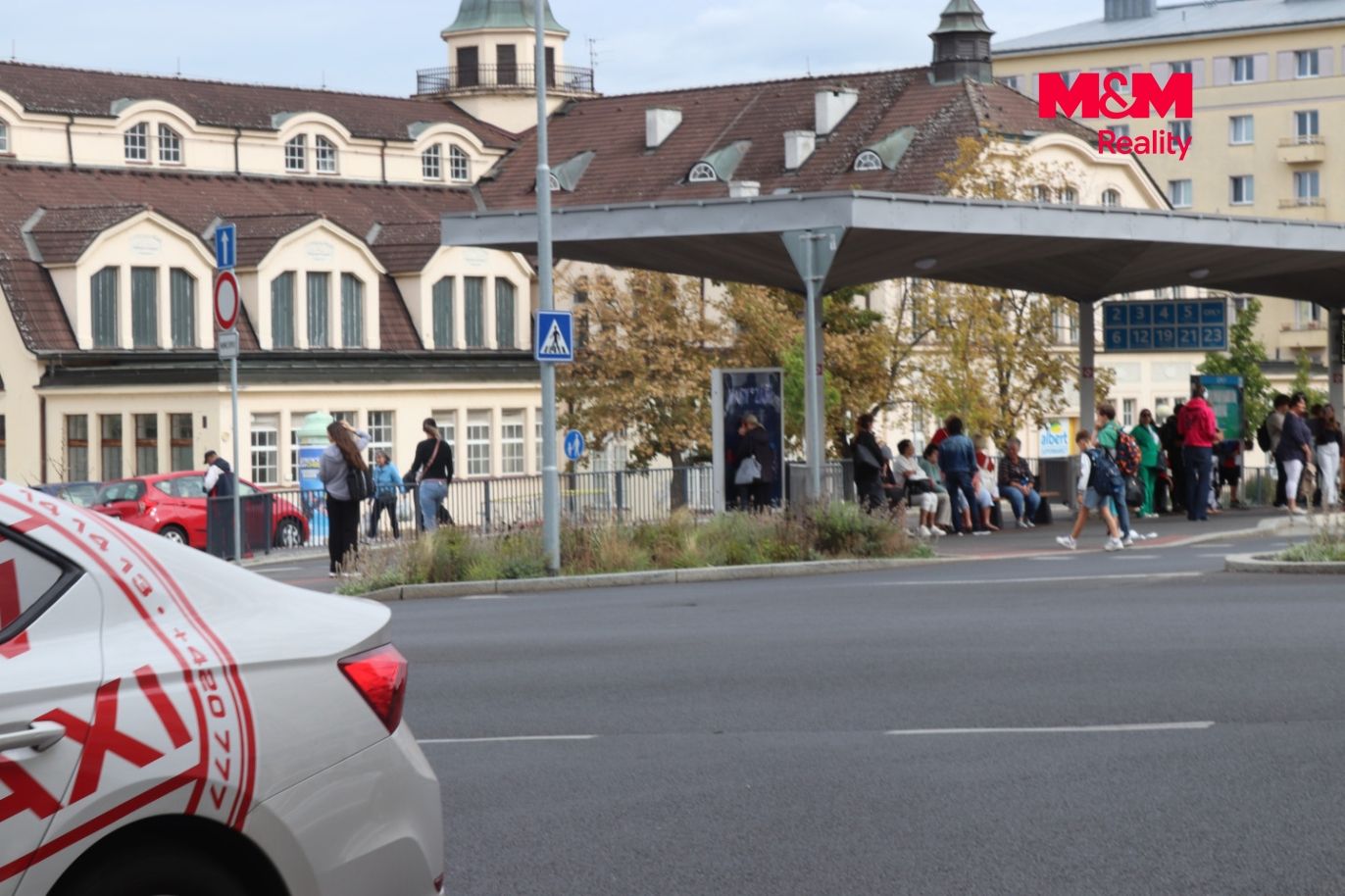 bus station.jpg