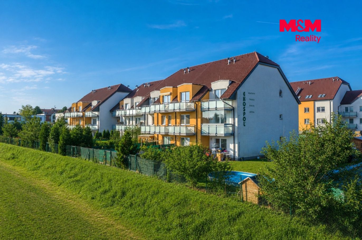 dům