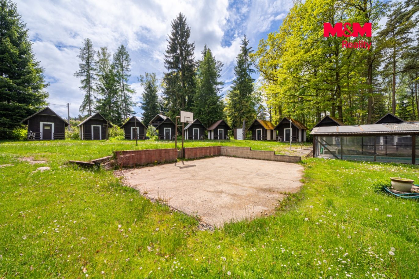 Pronájem rekreačního areálu- kemp, 795 m², Mezirolí