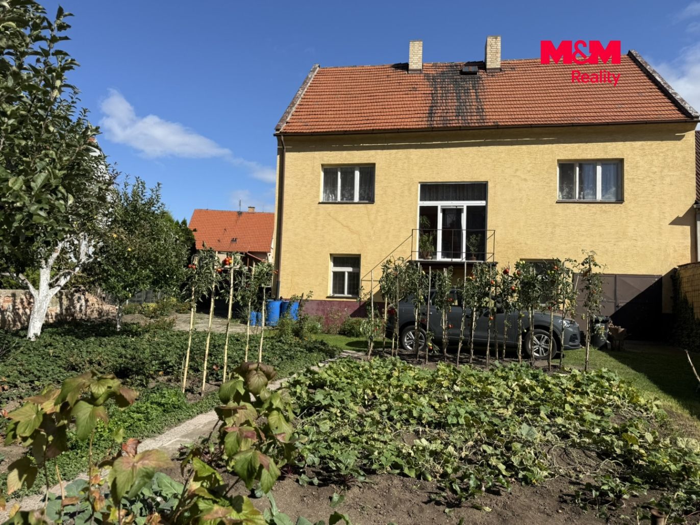 Dům