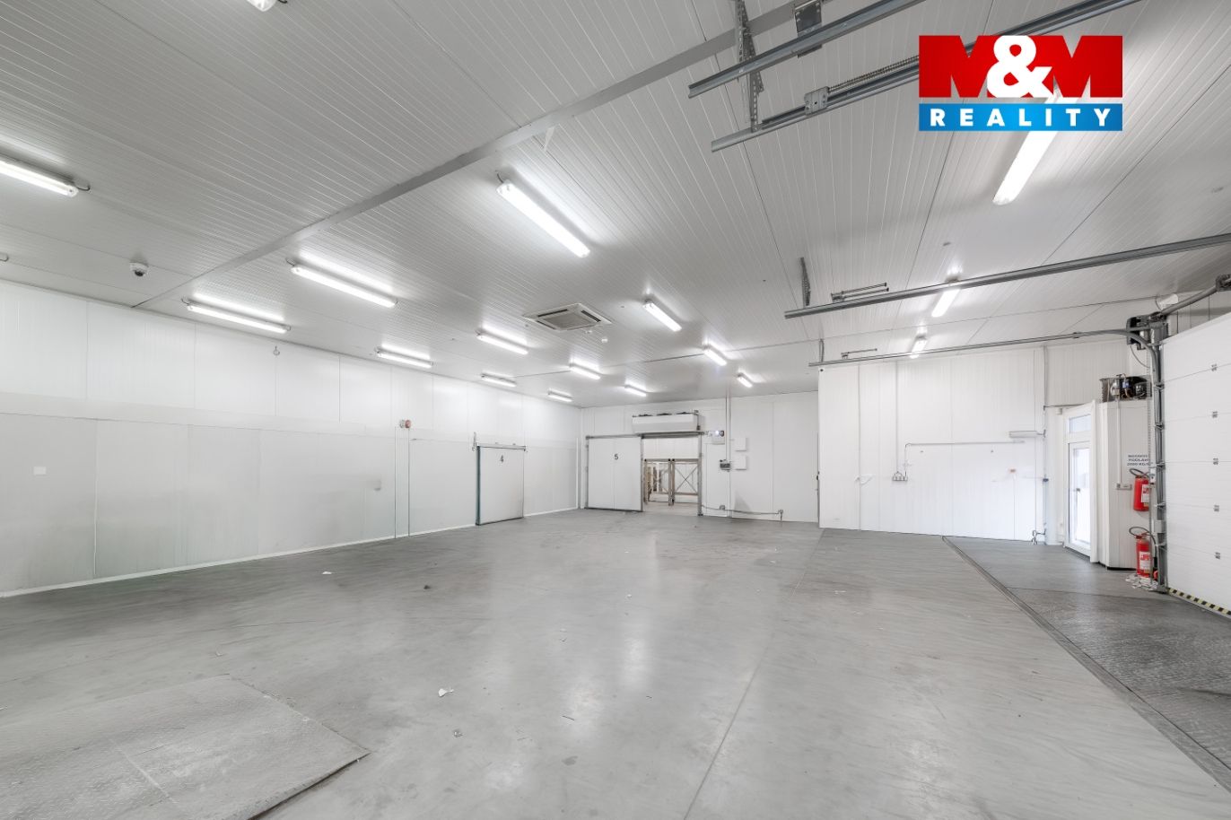 Pronájem obchodního objektu, Baška(Frýdek-Místek) 1300 m²