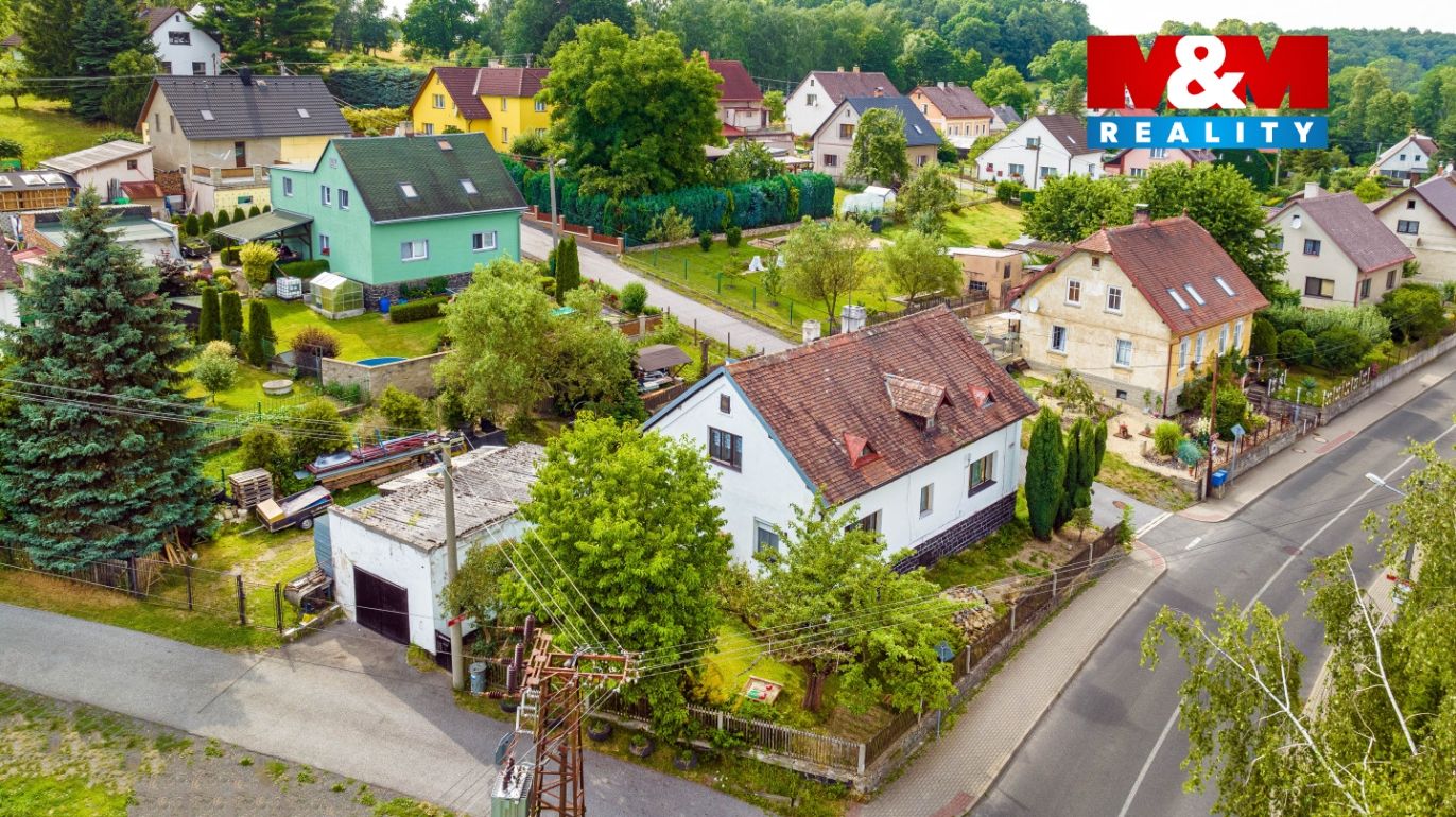 Dům