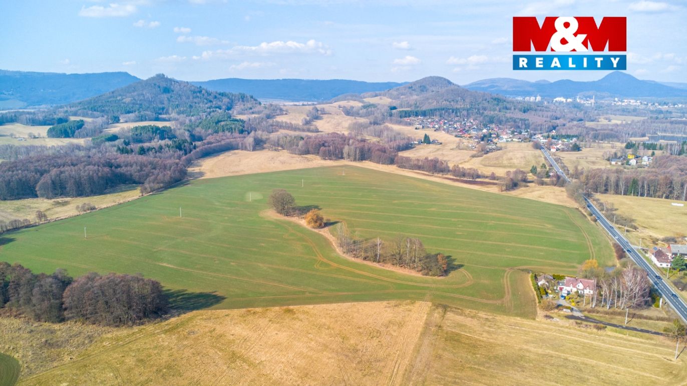 pohled na pozemek 6