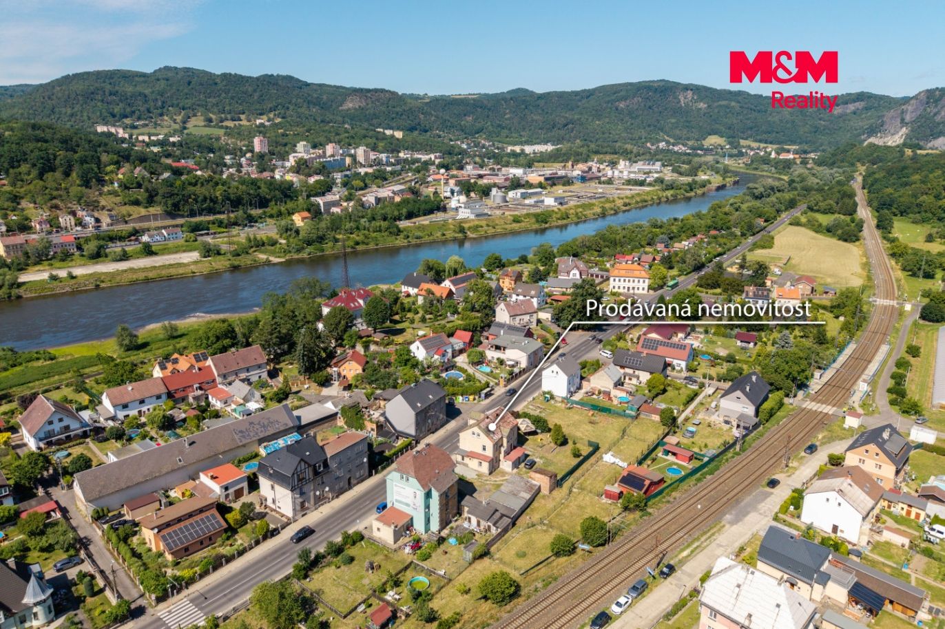 Pohled na okolí domu