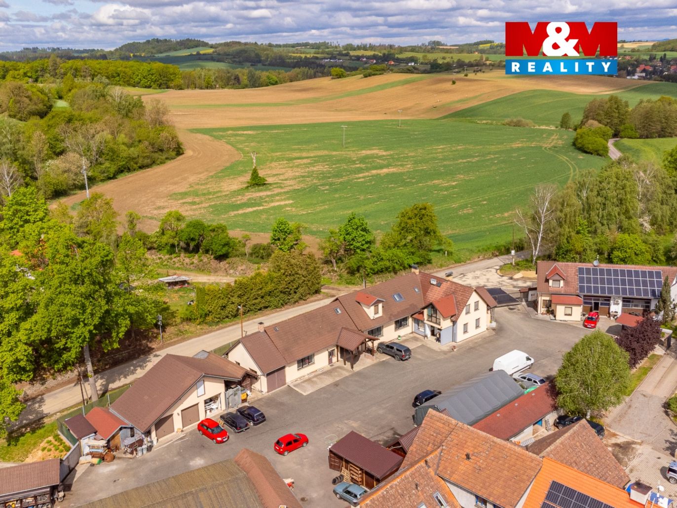 KOMERCNI PROSTORY MILOVANICE DRON-6.jpg