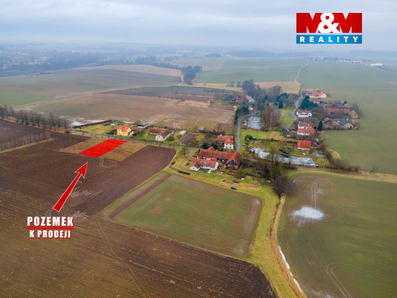 1 pozemek 2.jpg