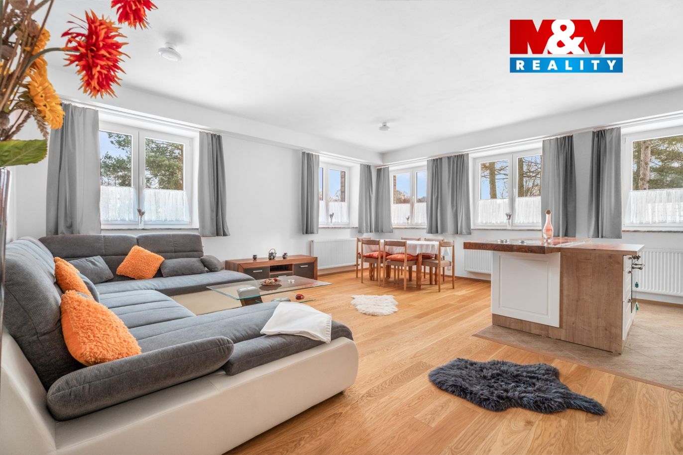 Dokončený apartmán obývací pokoj