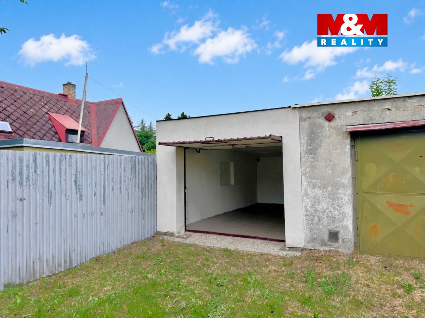 Garáž