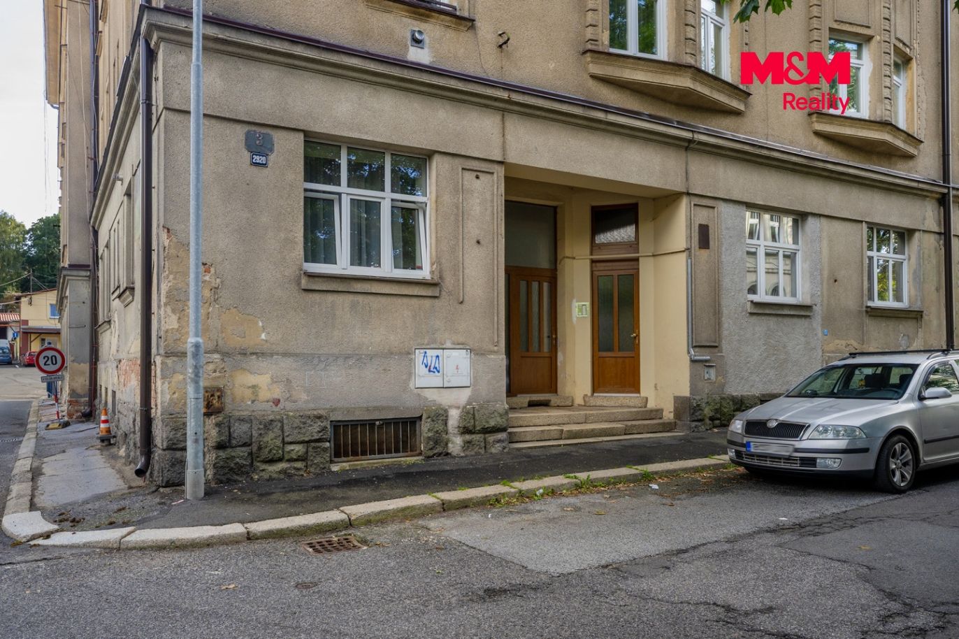 Dům