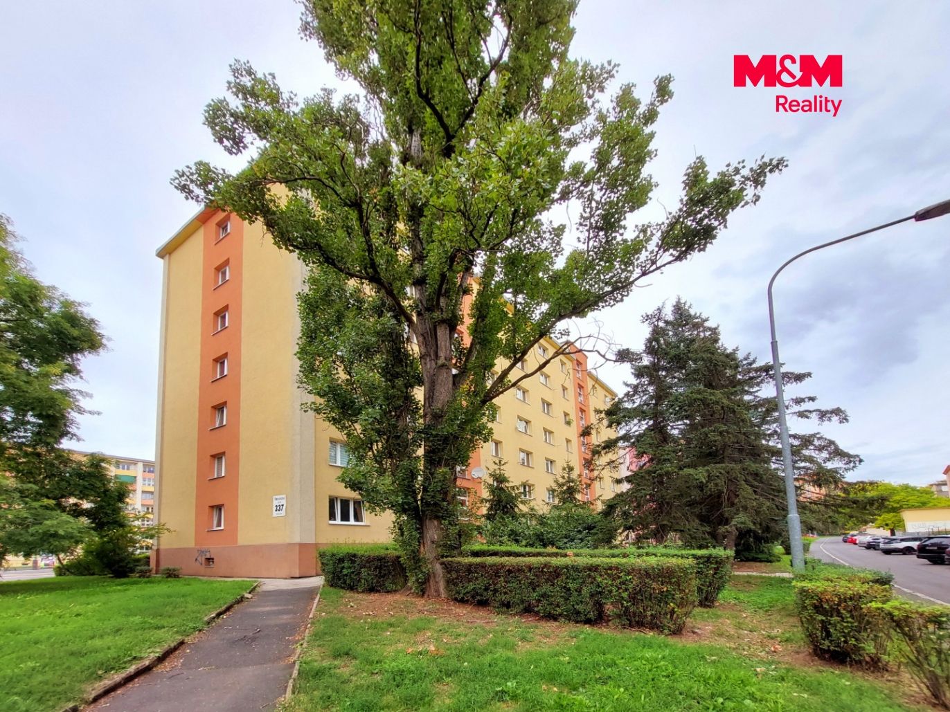 Dům