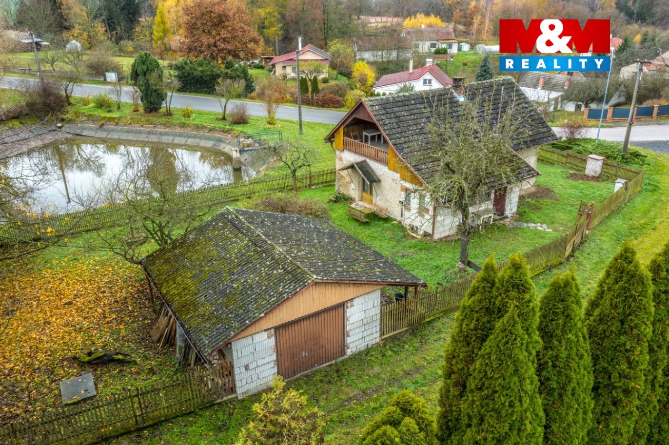 dům