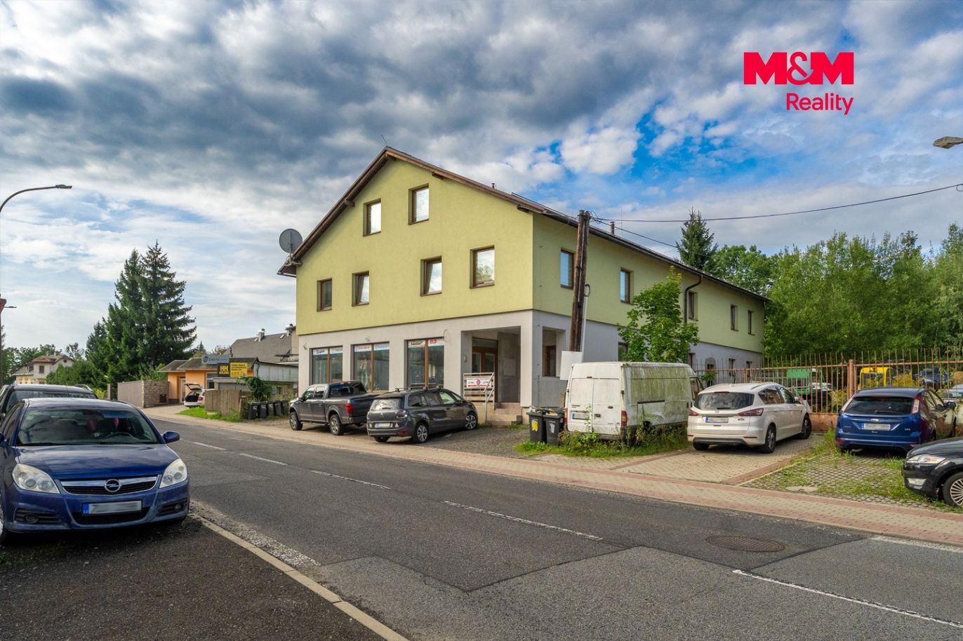 Dům
