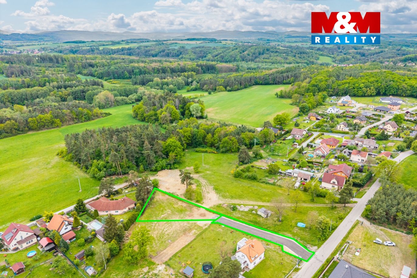 943071 - Prodej pozemku k bydlení, 1055 m², Bukovany4_D.jpg