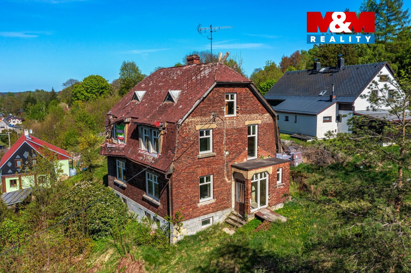 pohled na dům