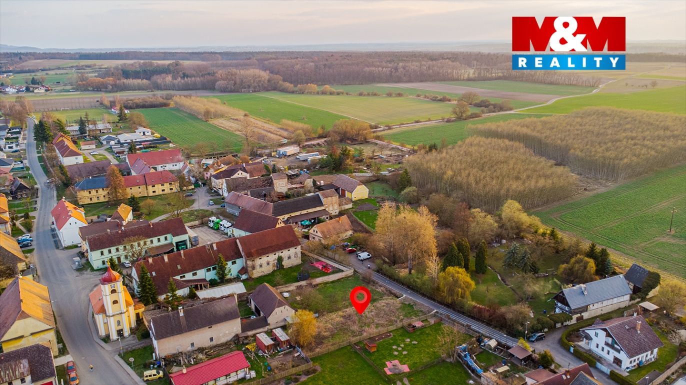 pohled na pozemek