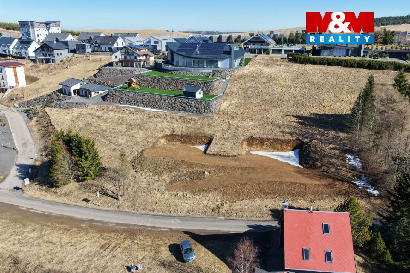 Prodej komerčního pozemku, 1673 m², Loučná pod Klínovcem