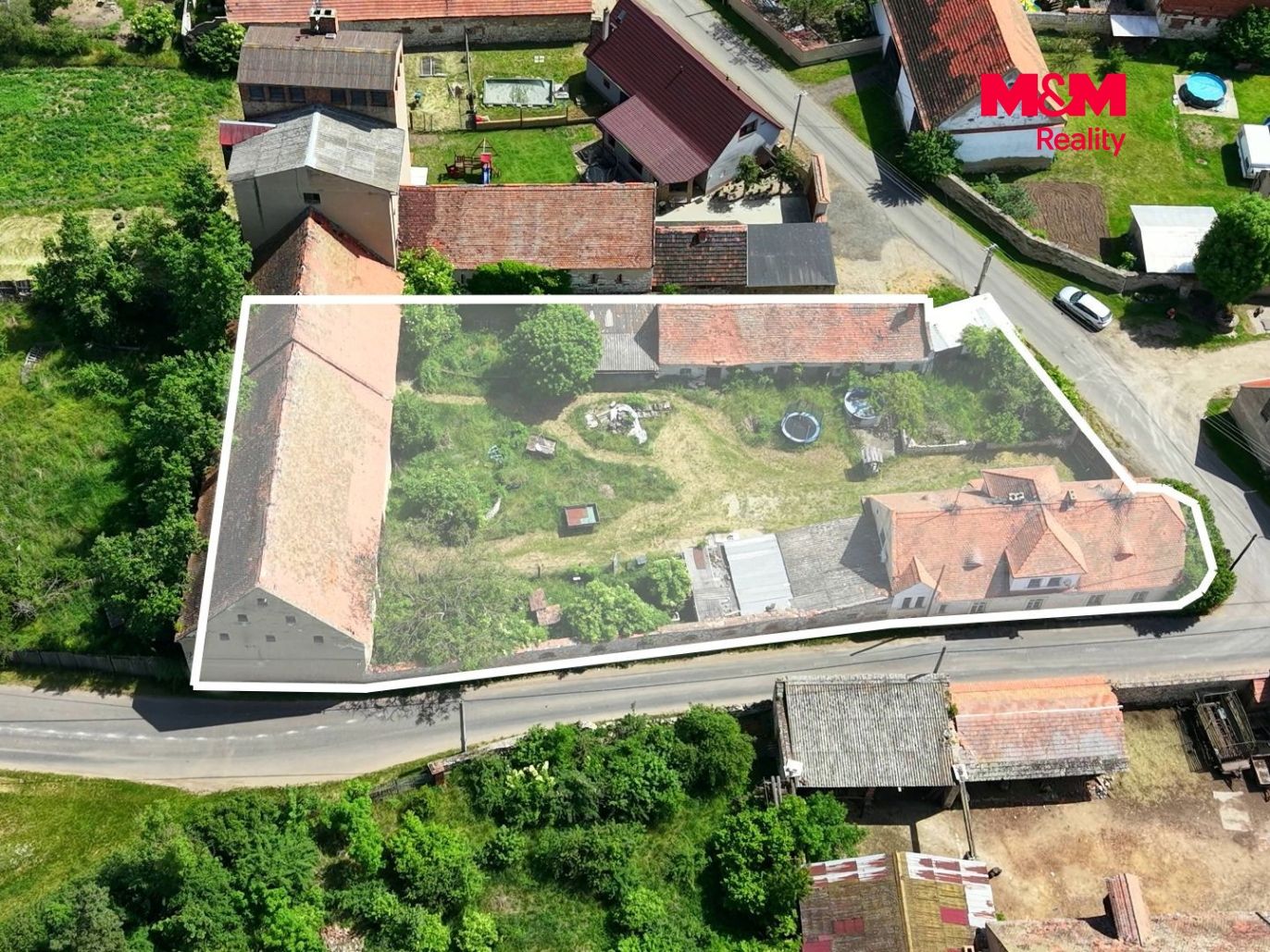 Dům