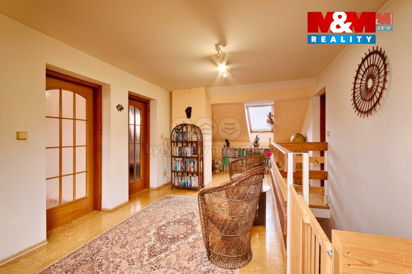 da627e38-27ed-4745-aae3-a4a246eecc8e.jpg