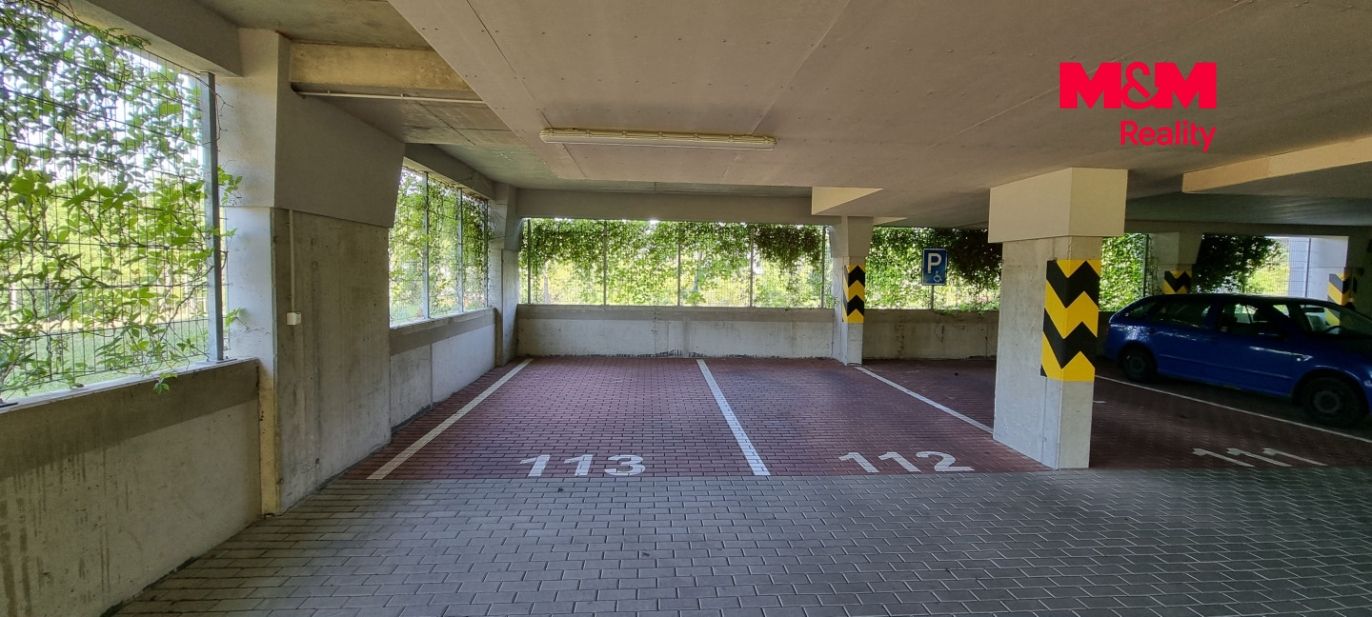 Parkovací místo.jpg