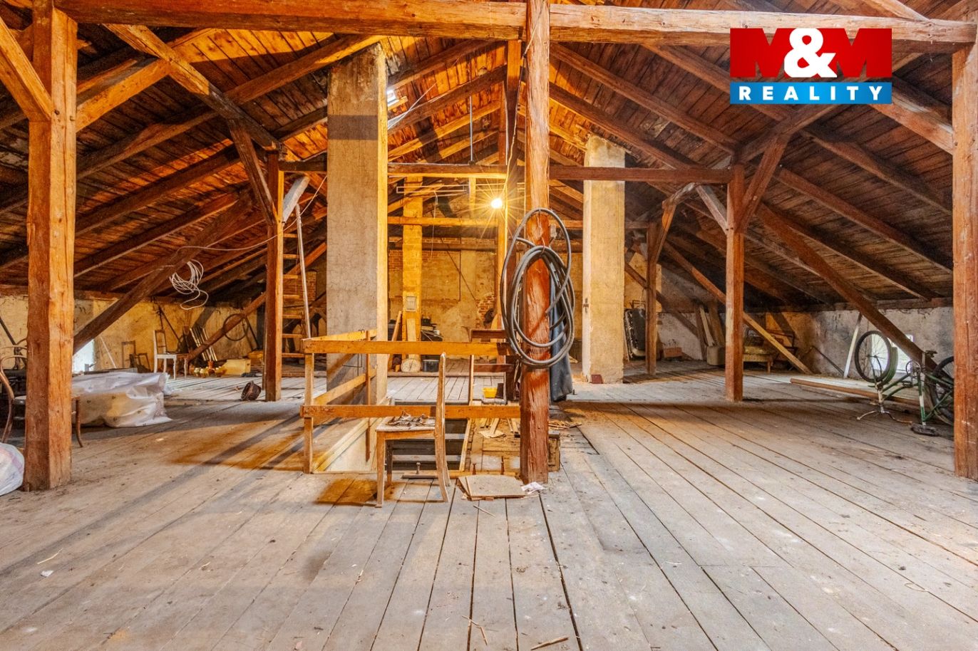 prostorná půda