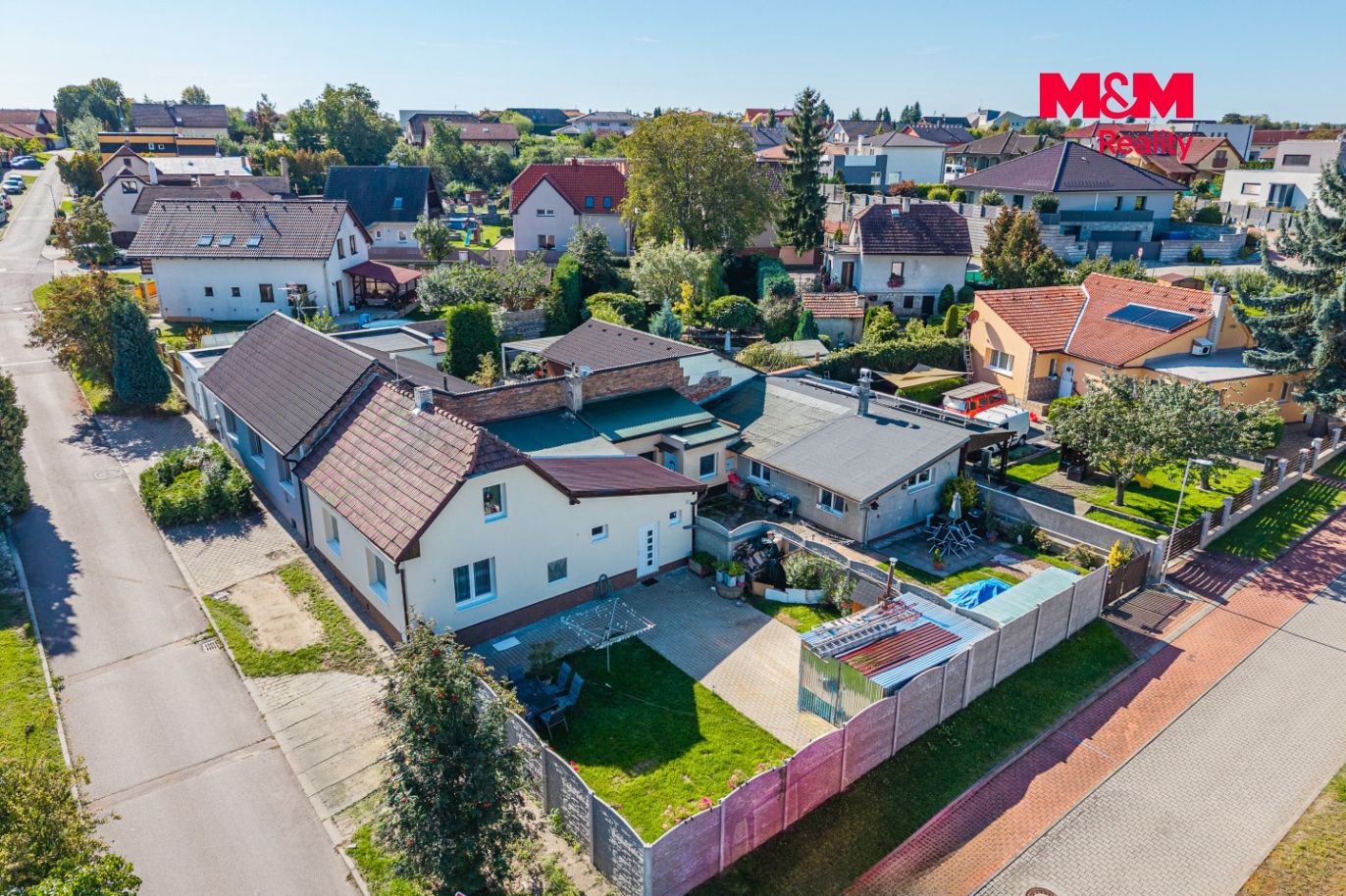 dům