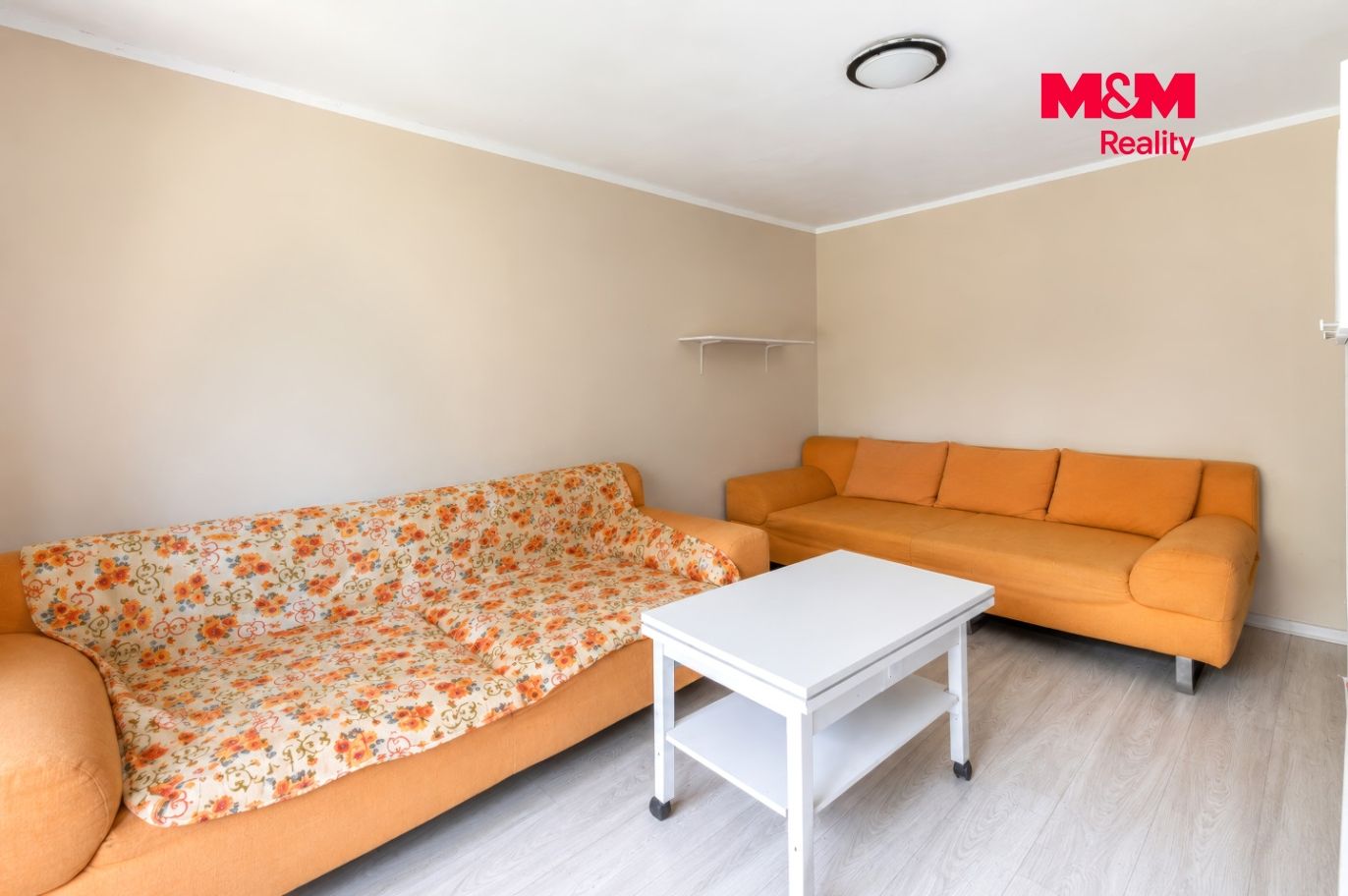 hf_20260707_151822_f6239358-81dd-492b-ae06-71a99116ab92 kopie.jpg