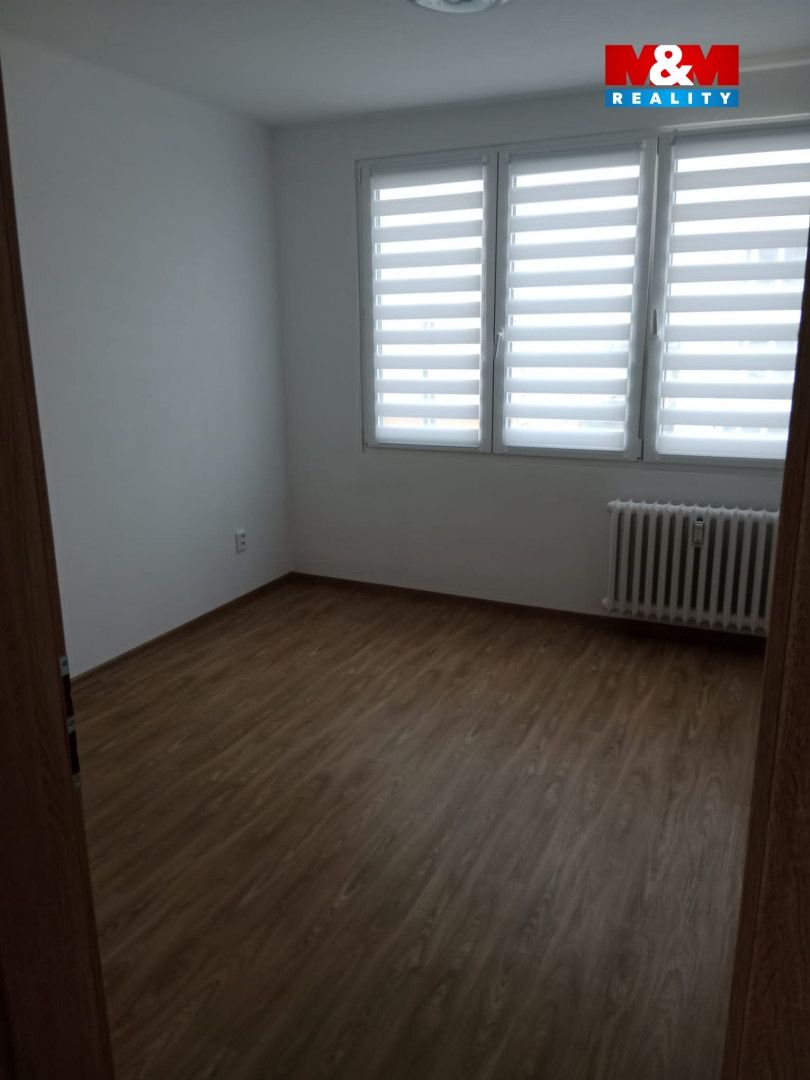 aa05bed2-7c36-4b60-8fc2-7a553337b18a.jpg