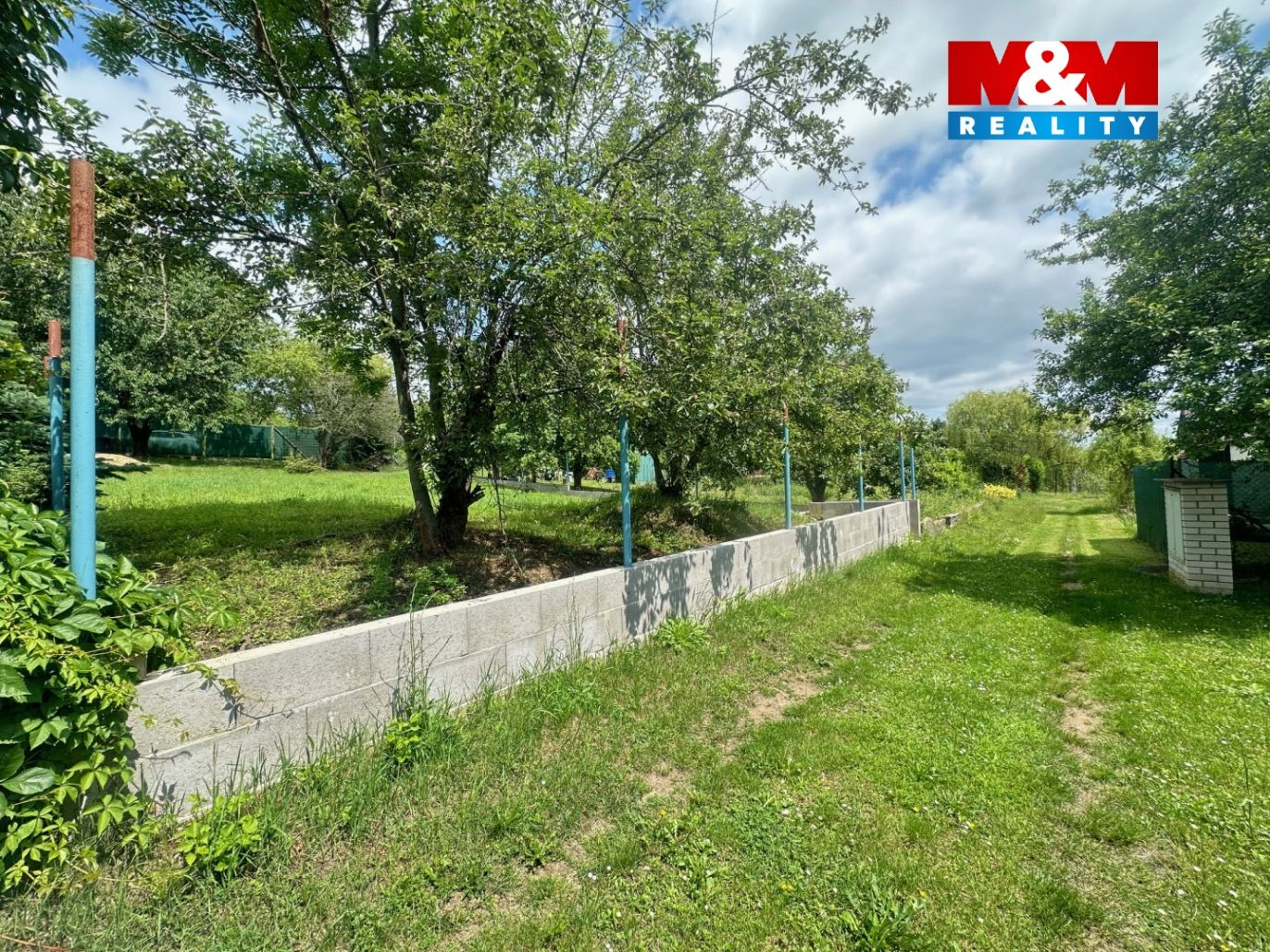 Cesta zahrádkářské kolonie