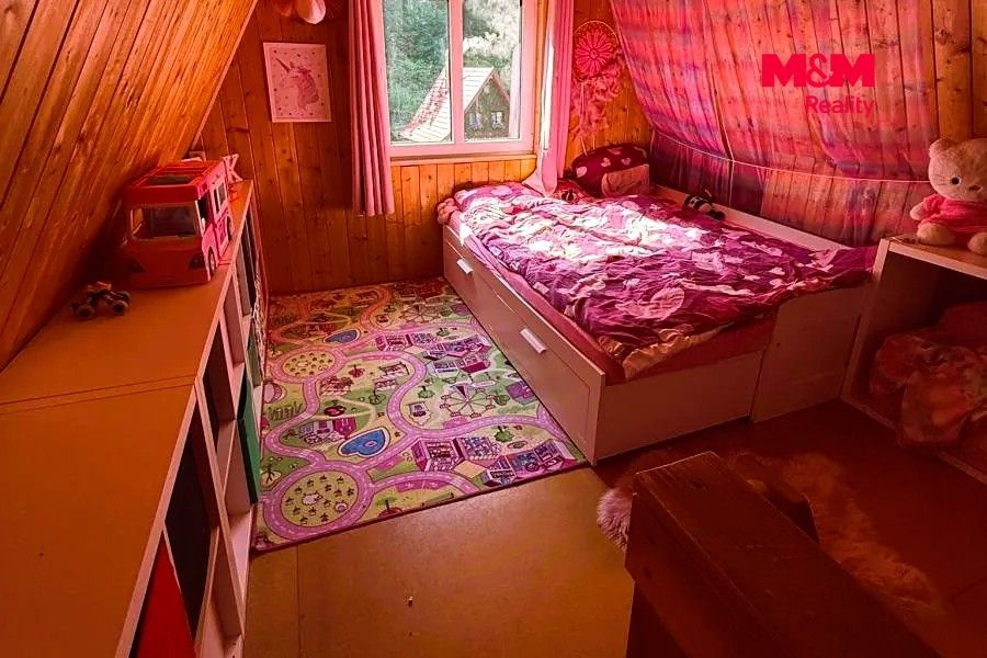 pokoj podkroví
