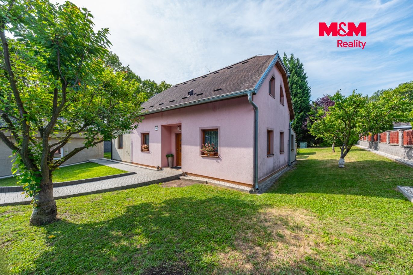 dům