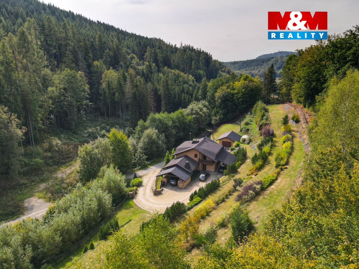 pohled z dronu