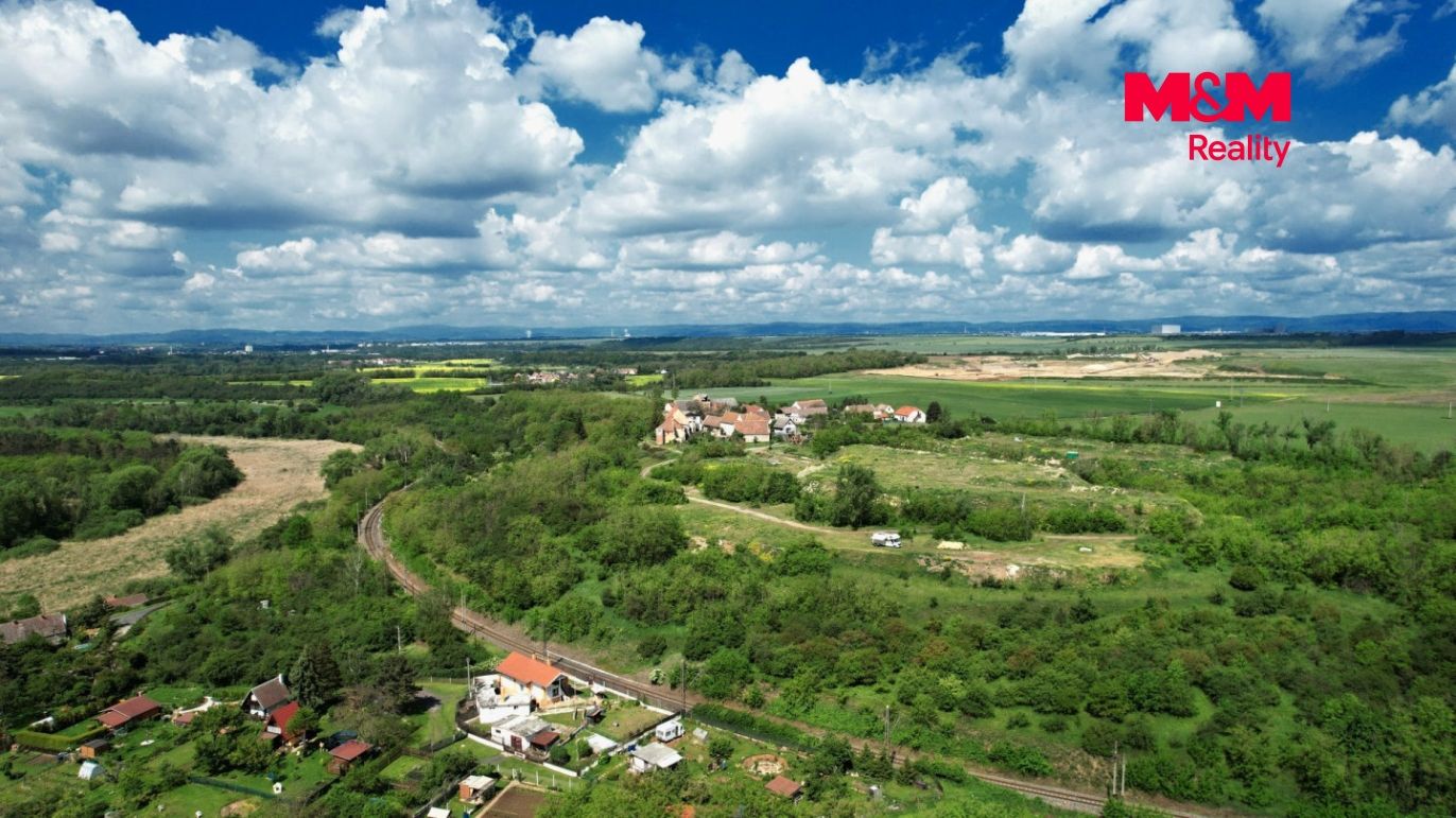 Pohled na pozemek