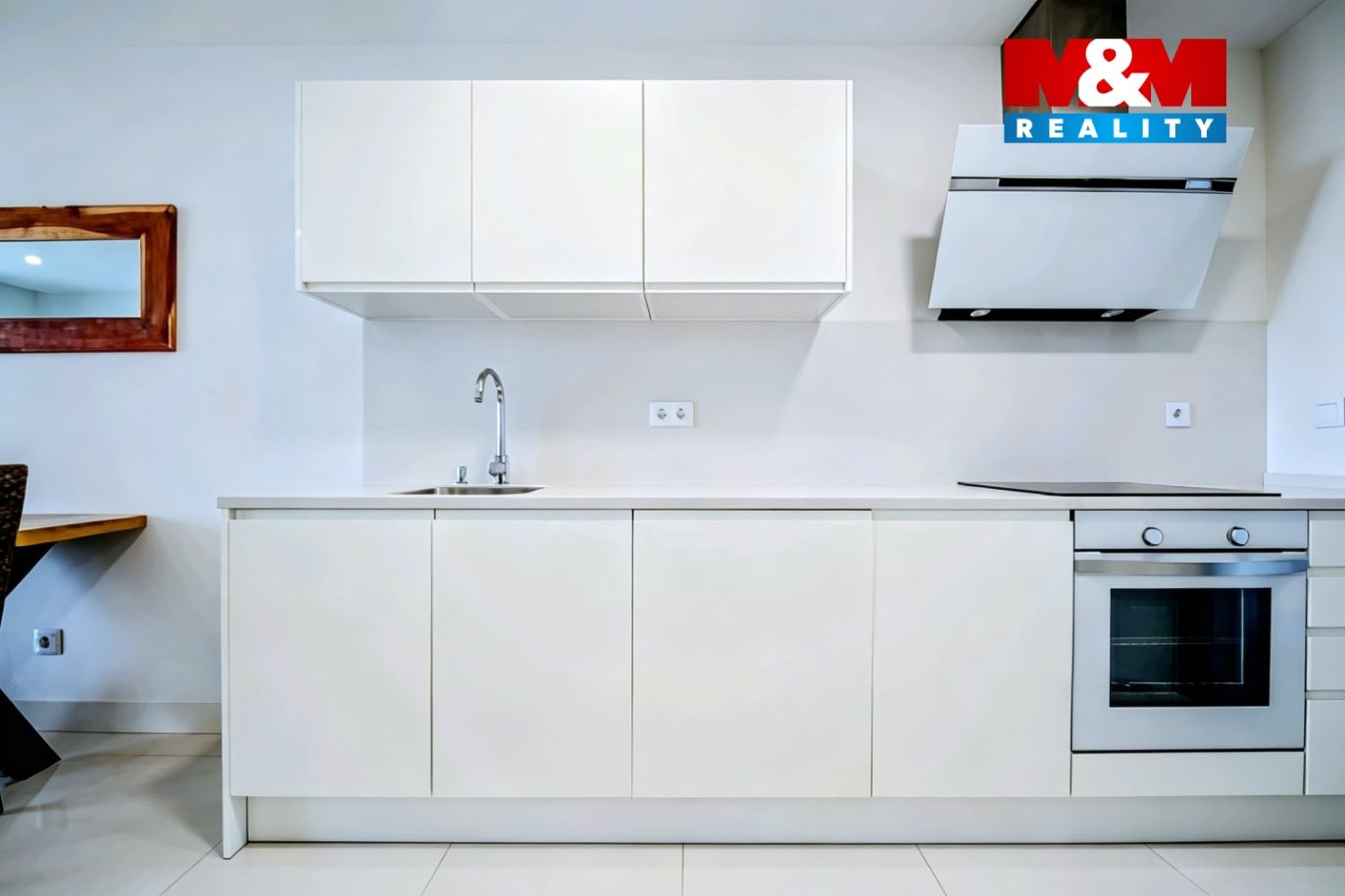 lv_0_20260405235727~2.jpg