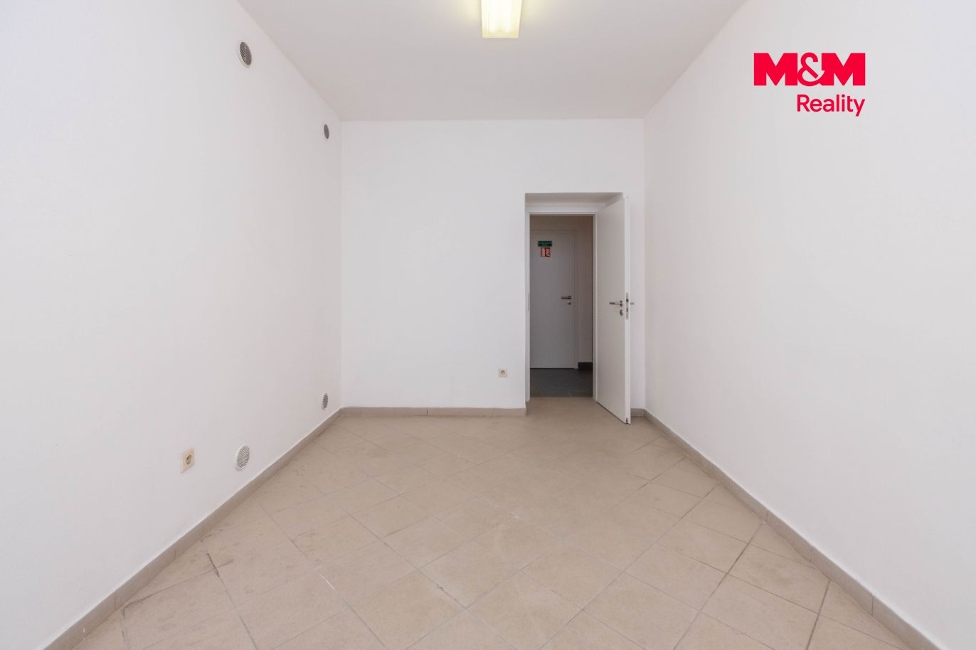 Pronájem kanceláře, Praha 10 - Strašnice, ul. Kolovratská