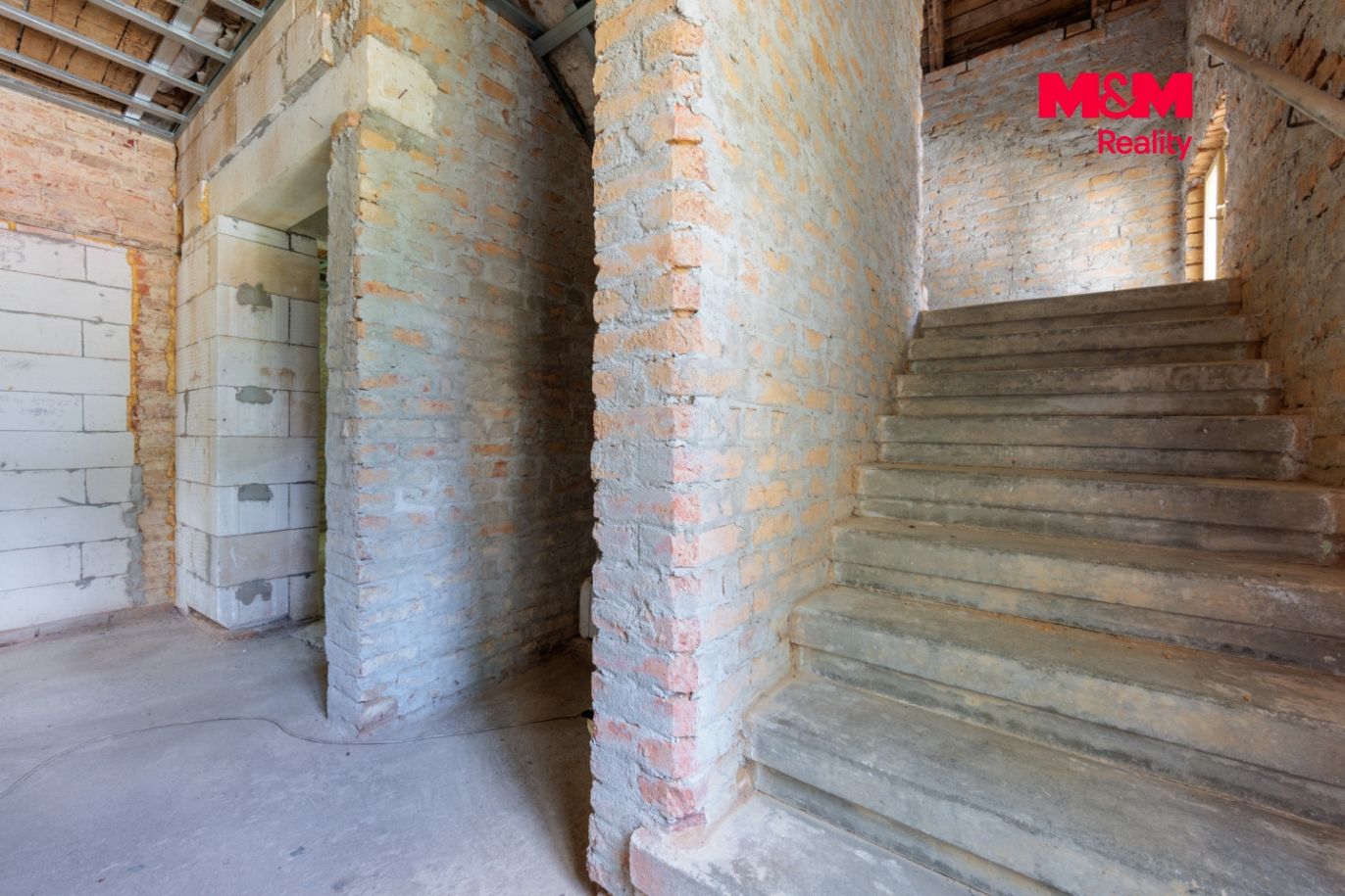 6U1A8449-HDR.jpg