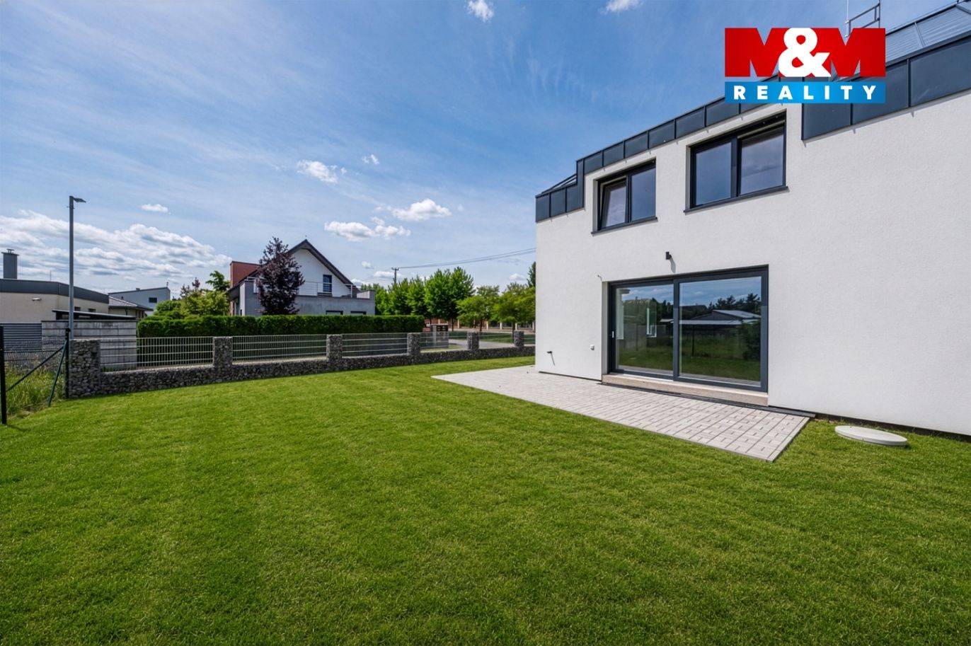 946296 - Prodej rodinného domu, 135 m², Jirny, ul. JavorováDSCF4405.jpg