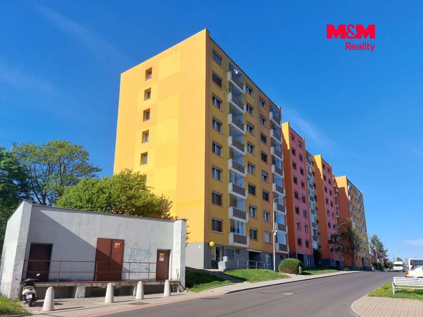 Dům